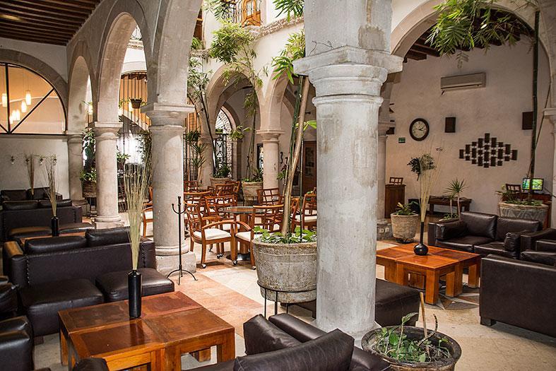 דורנגו Hostal De La Monja מראה חיצוני תמונה
