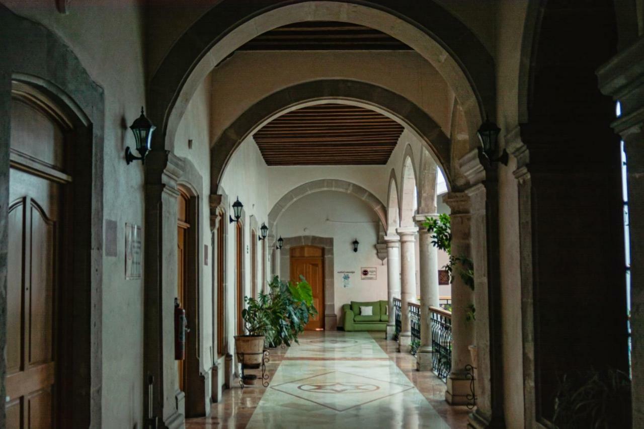 דורנגו Hostal De La Monja מראה חיצוני תמונה